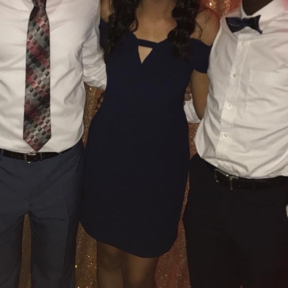 bodycon dress - Picture 2 of 3
